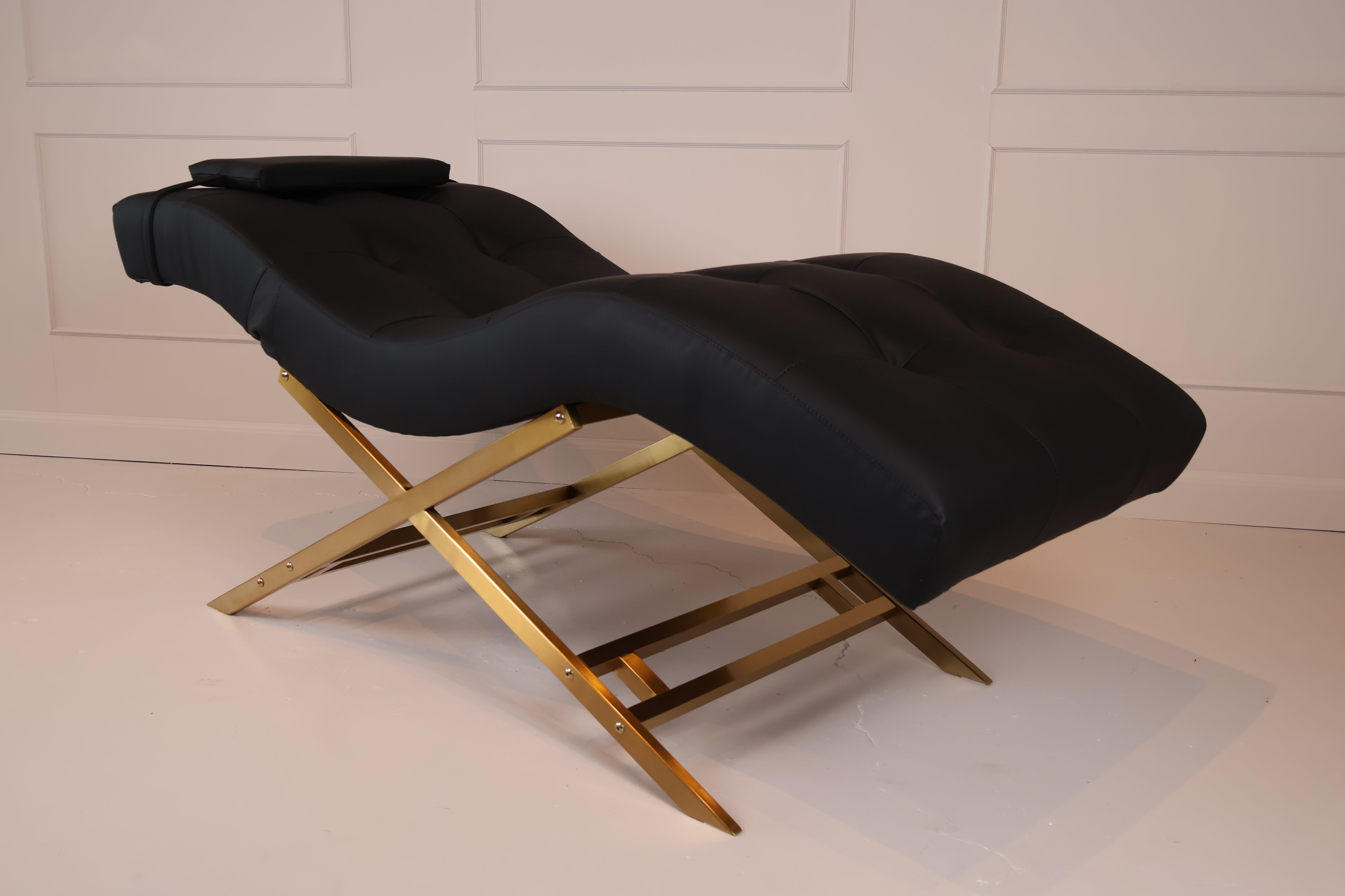 Nova Beauty Seat