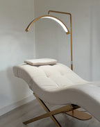 Velvet Light Creme With Gold