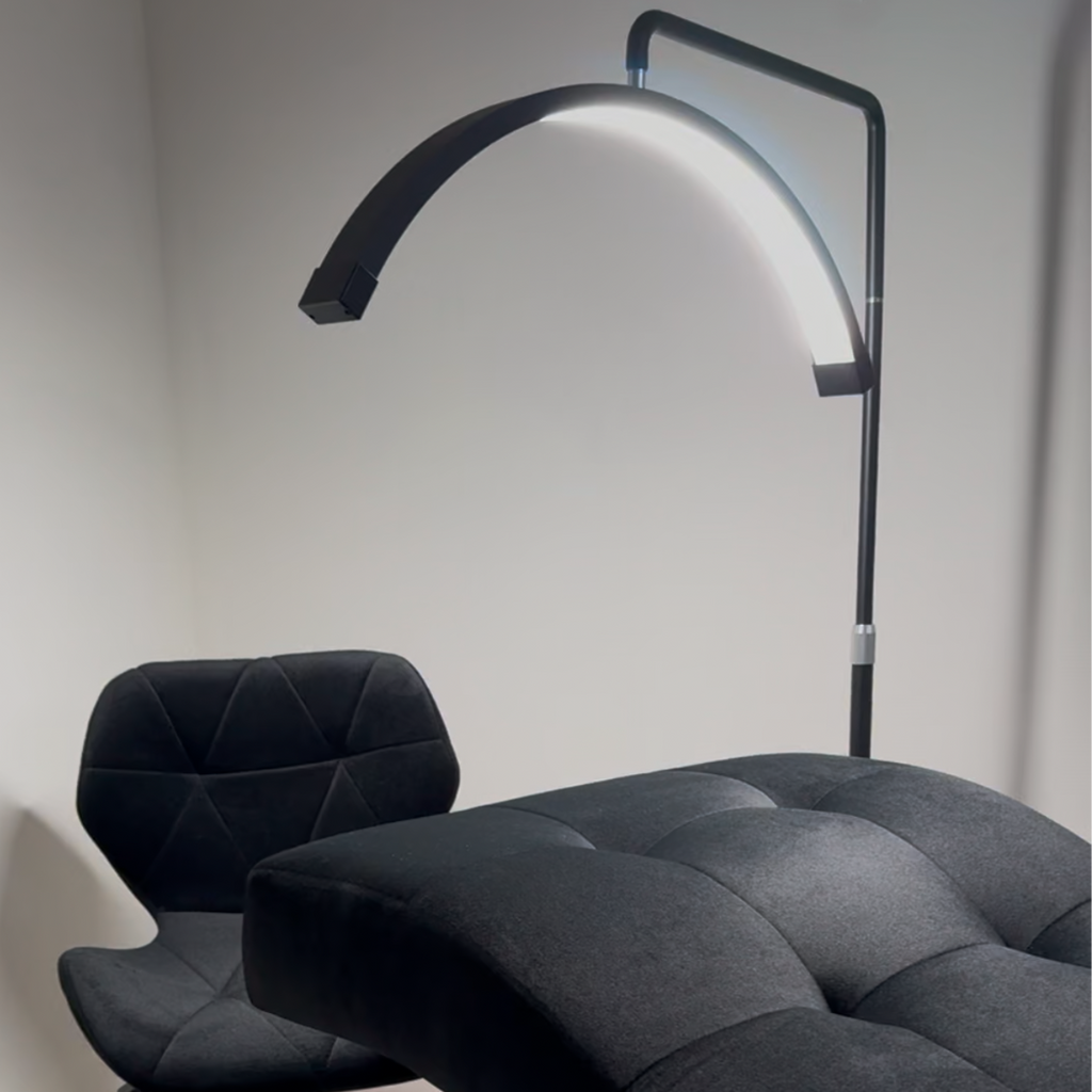 Beauty Light Black