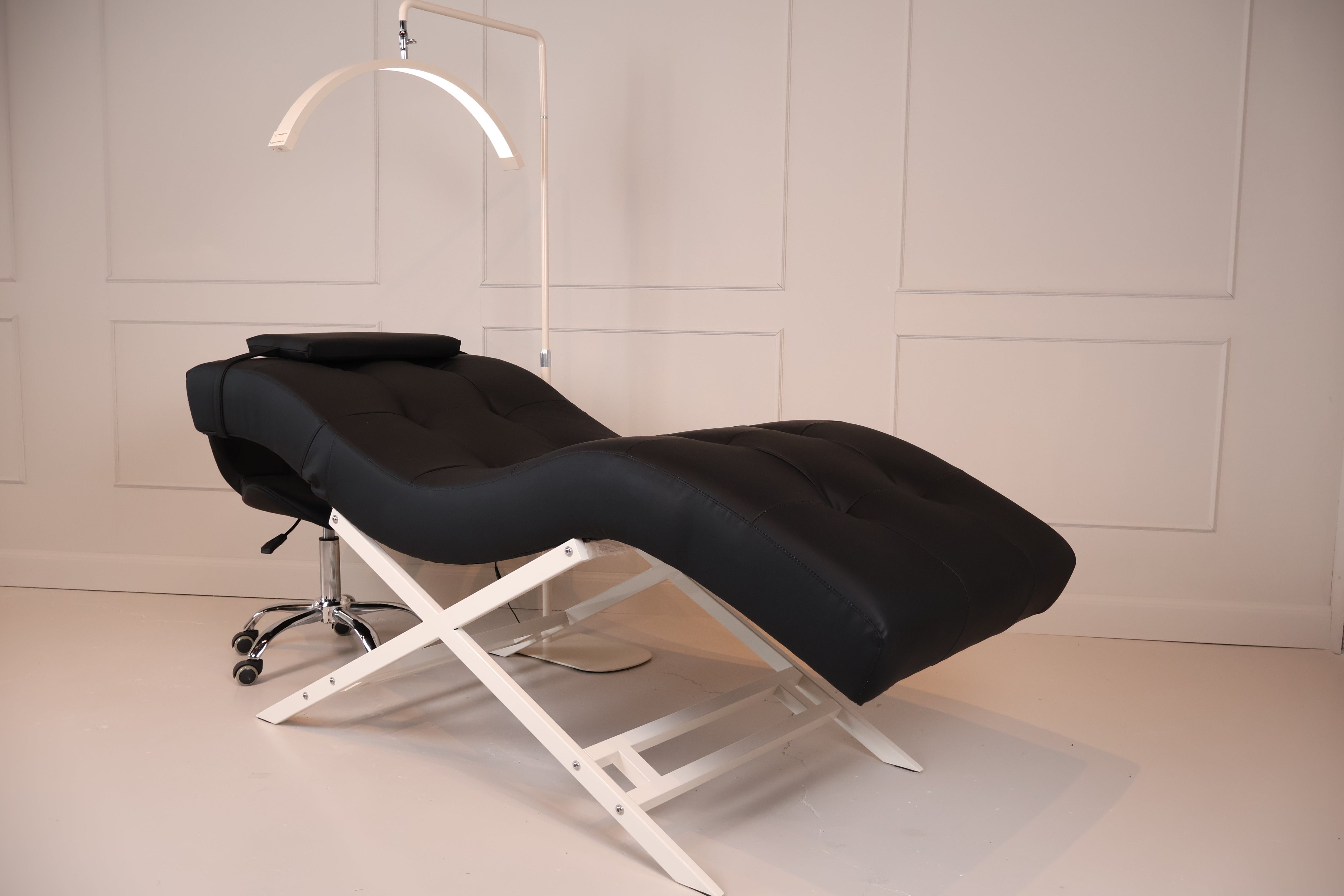 Nova Leather Look Black