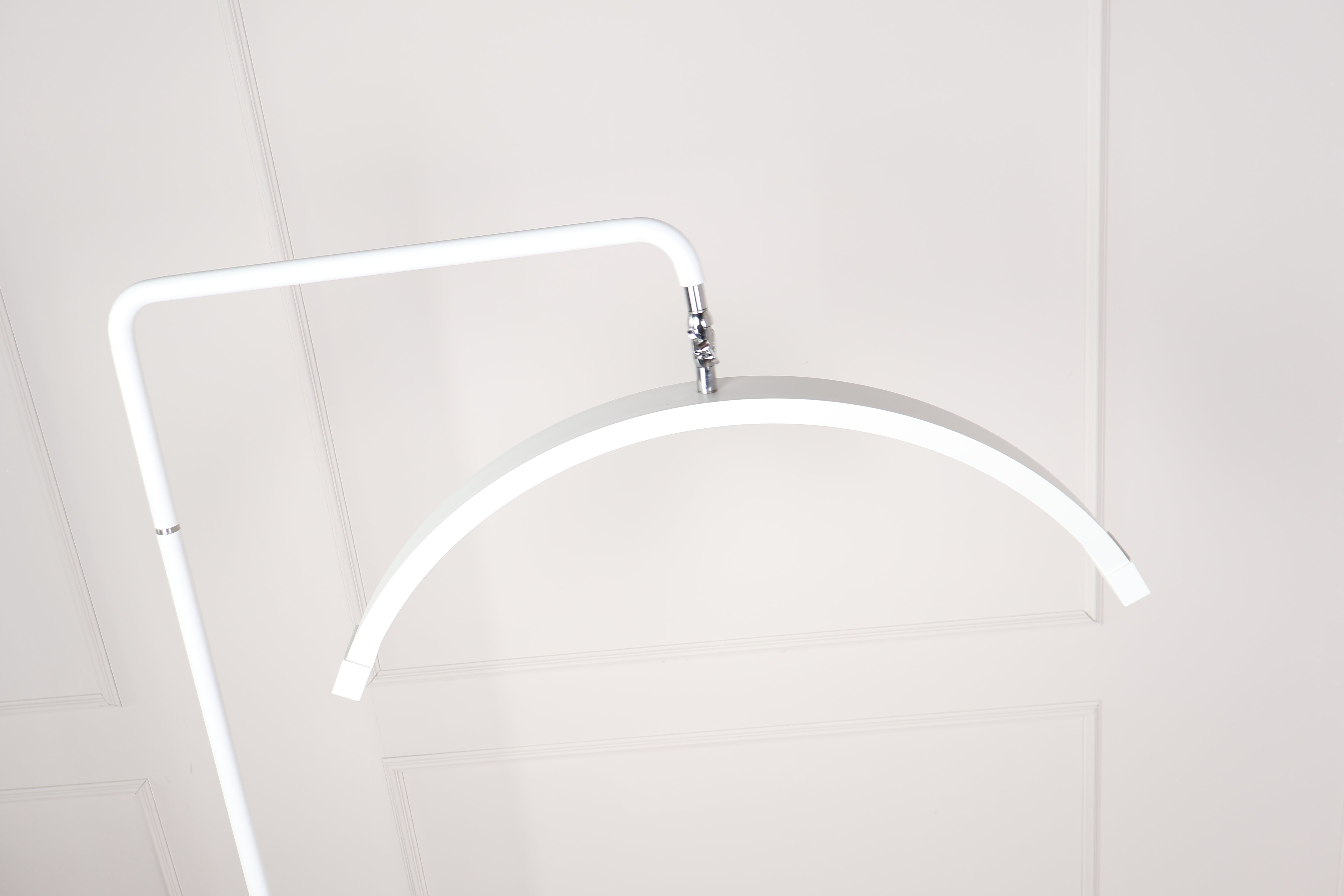 Beauty Light White