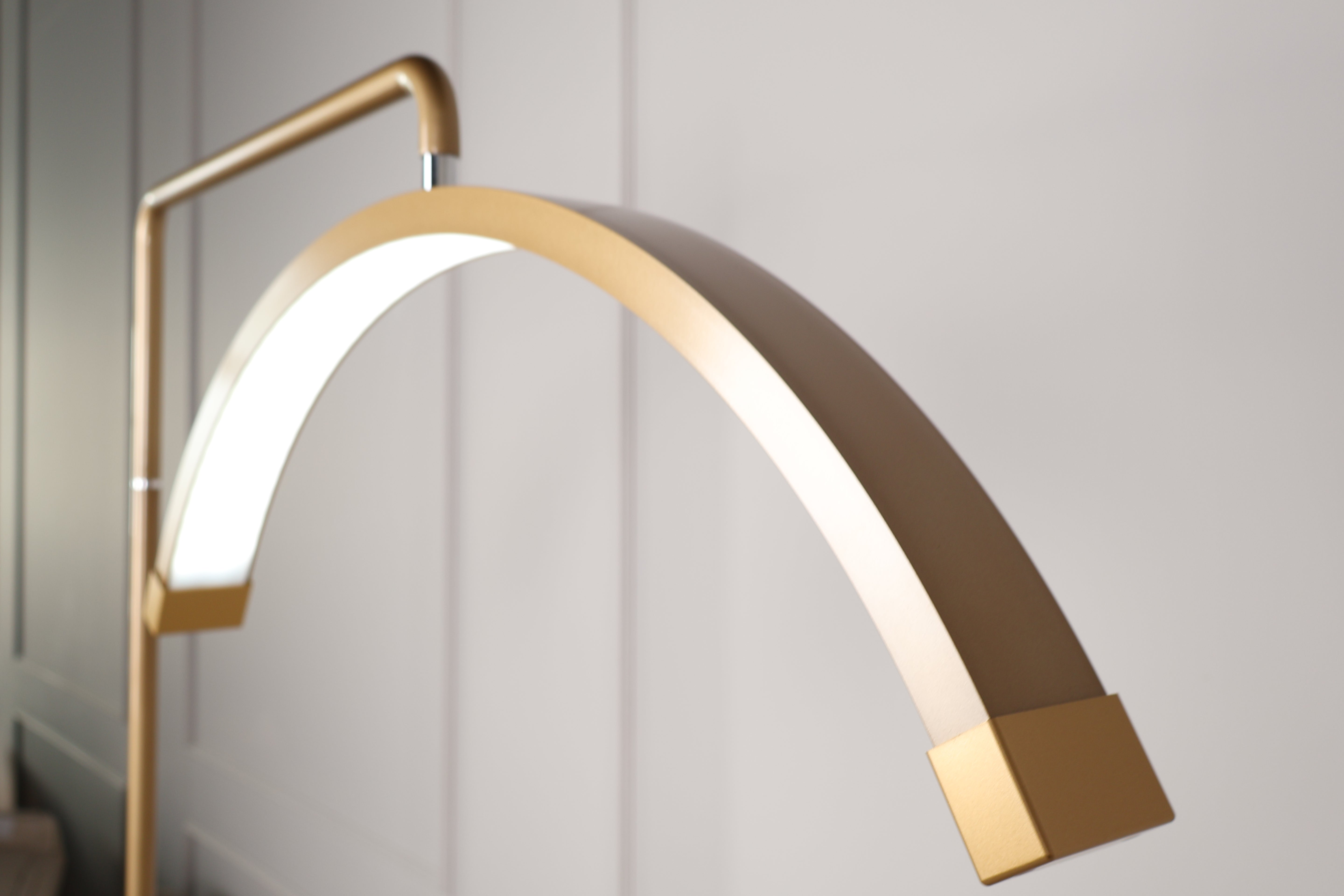 Beauty Light Gold
